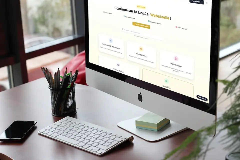 vocabulaire arabe alf laptop mockup